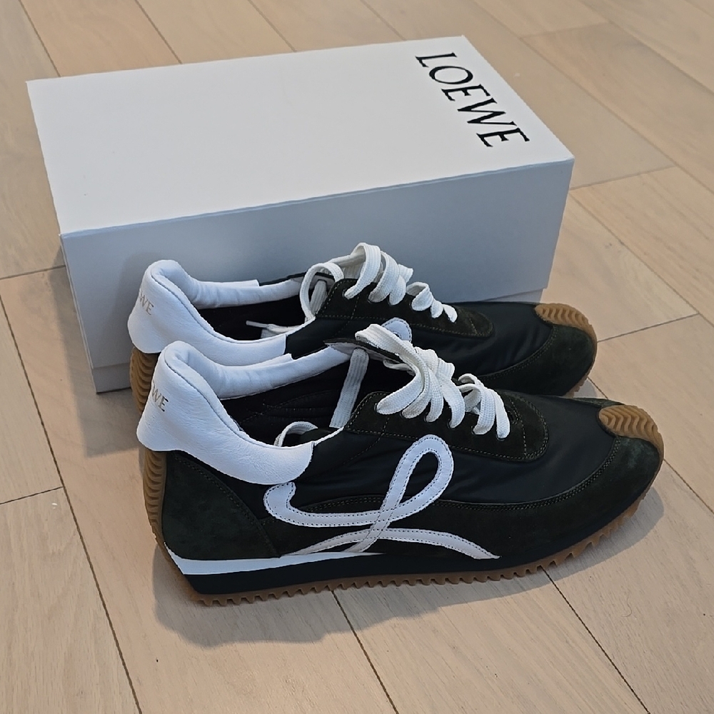 Authentic Loewe Men  Sneakers